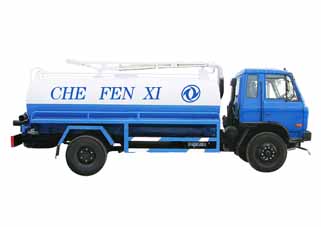东风153平头吸粪车