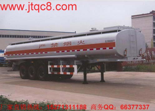 3桥半挂型油罐车