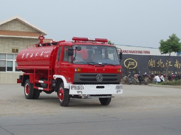 东风145消防洒水车