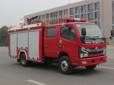 东风多利卡泡沫消防车（2.5-3吨）